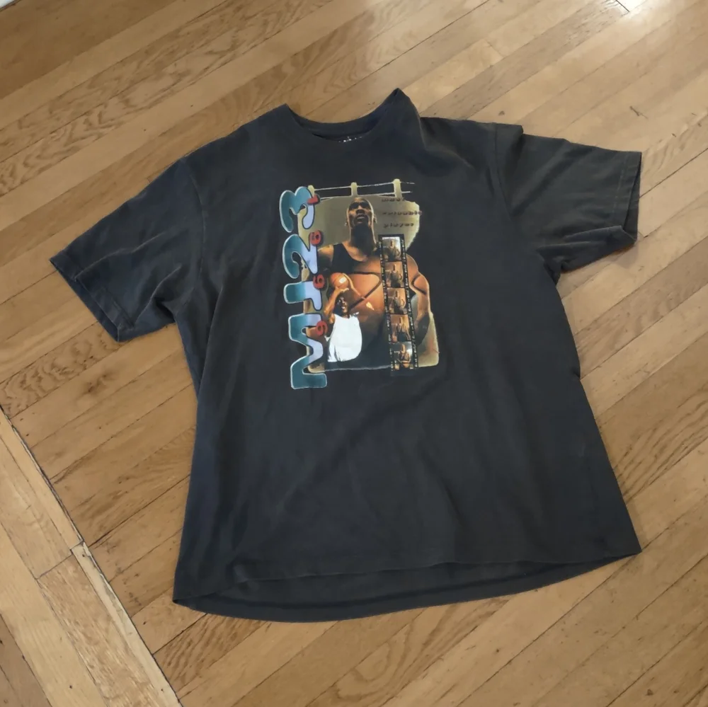 Nike Jordan T Shirt Men XL Grey Short Sleeve Flight Casual Crew MVP Vintage 1996
